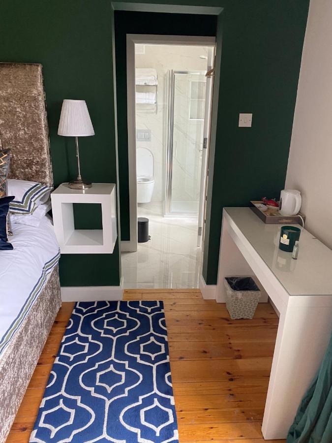 Keyfield House Bed & Breakfast มัลลิงการ์ ภายนอก รูปภาพ